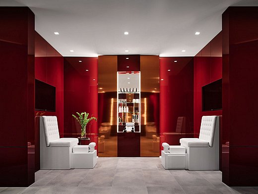The beauty salon in the world’s largest home. Photo by Douglas Friedman via Architectural Digest.
